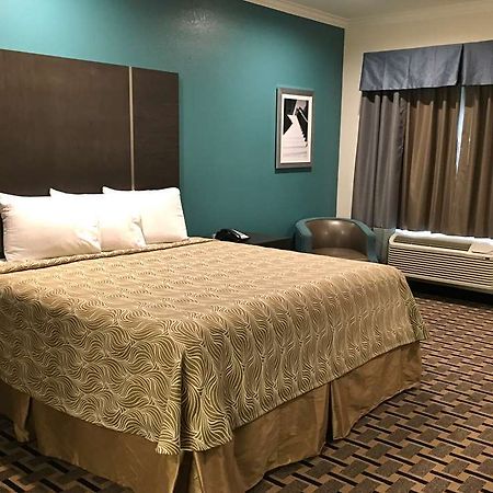 Regency Inn & Suites- Nw Houston Jersey Village Rom bilde