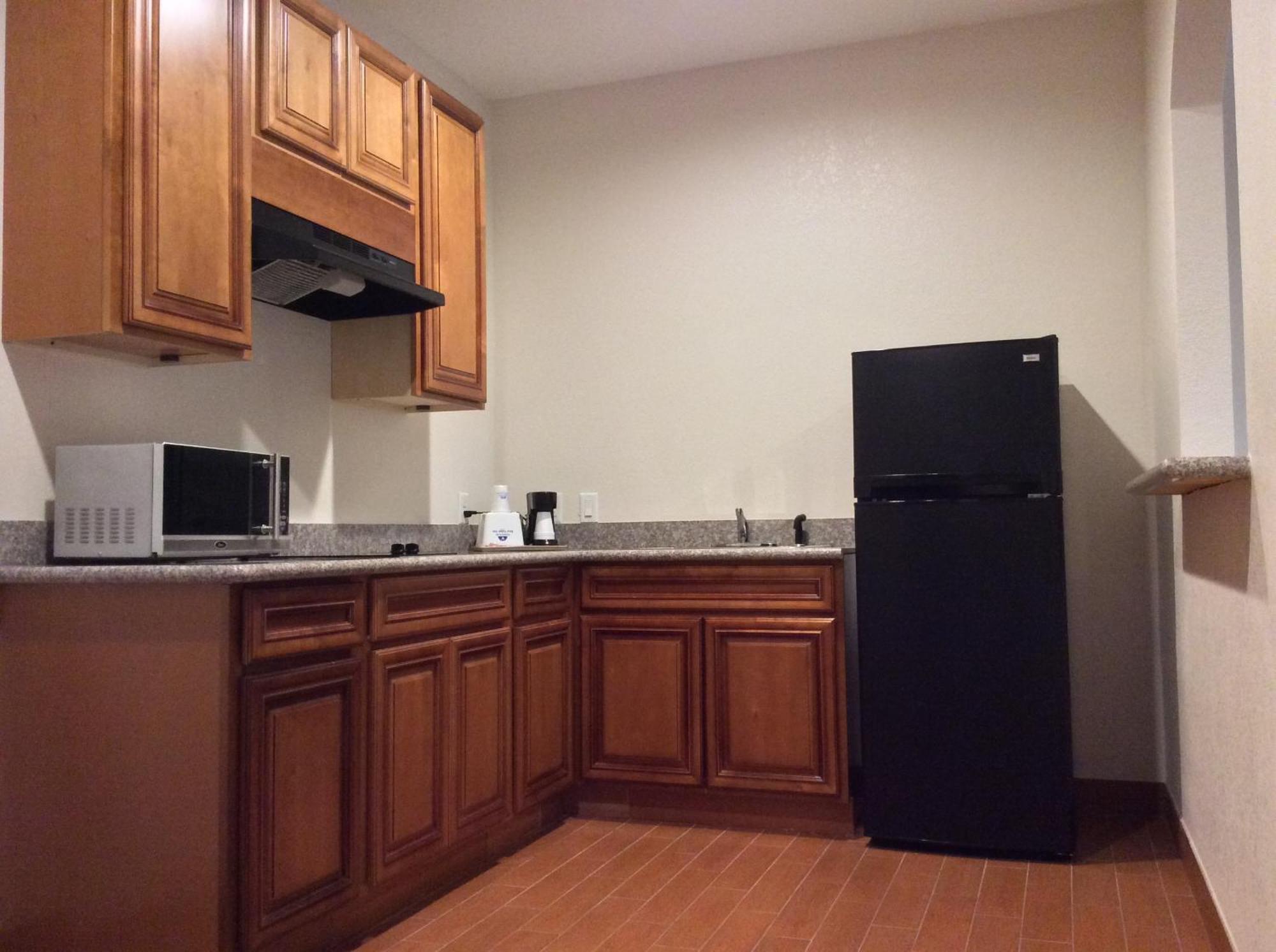 Regency Inn & Suites- Nw Houston Jersey Village Rom bilde