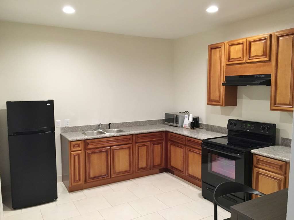 Regency Inn & Suites- Nw Houston Jersey Village Rom bilde